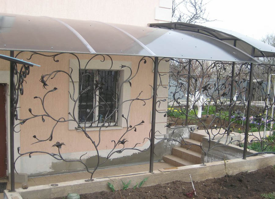 Кованый козырёк КН-14 — Arm-Kovka Истра