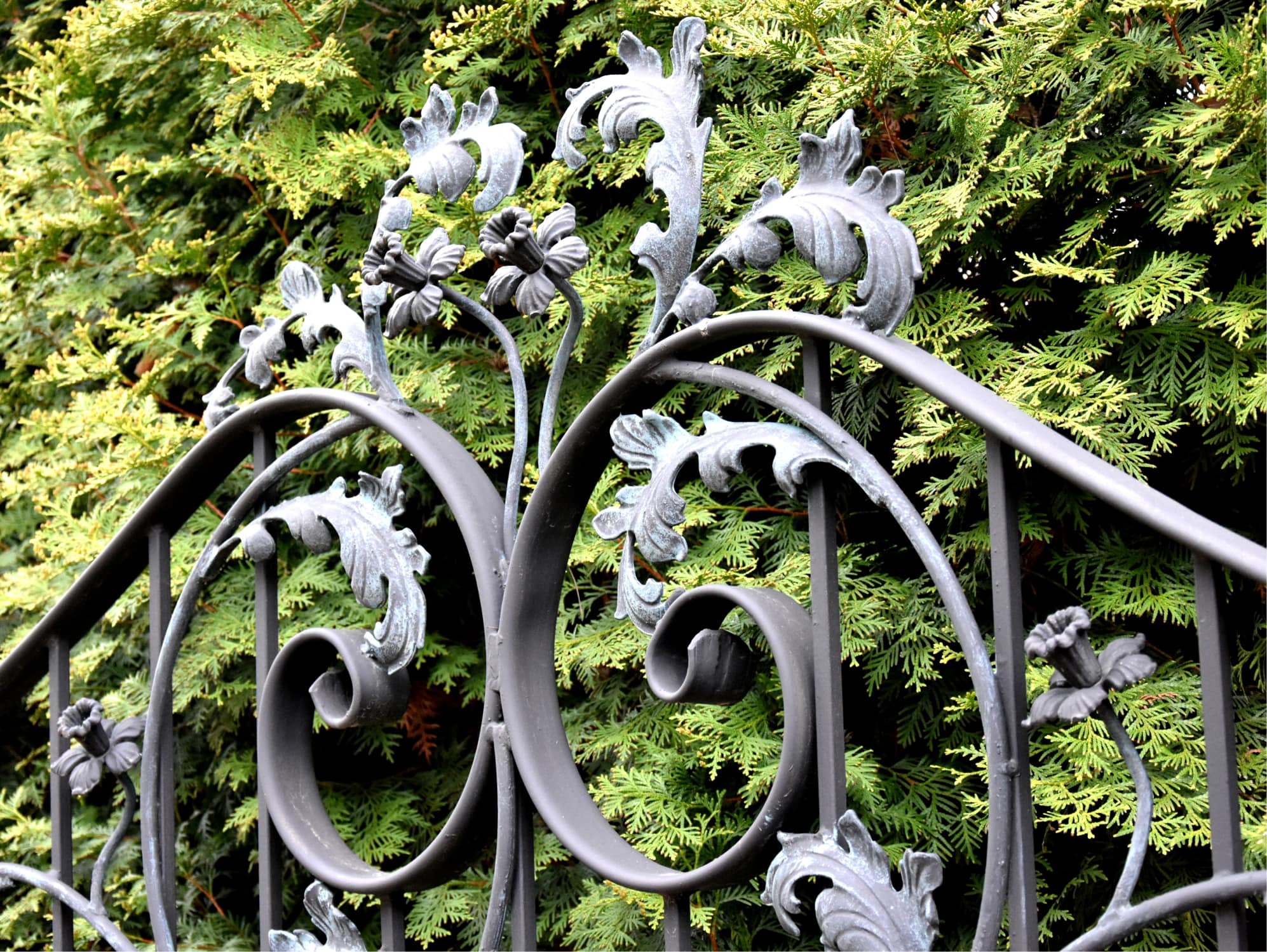 Кованые изделия на заказ в Истре | Художественная ковка от Arm-Kovka